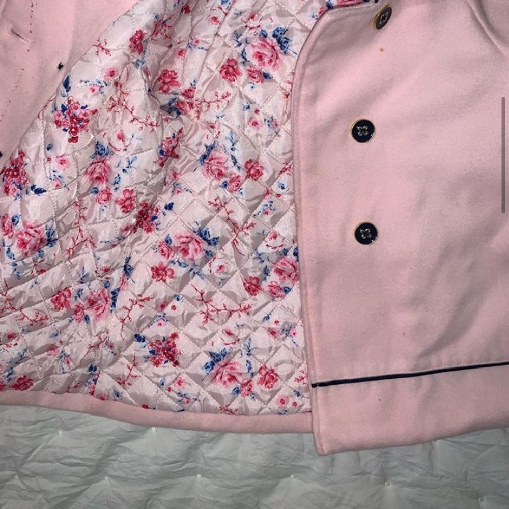 Kids clothing
